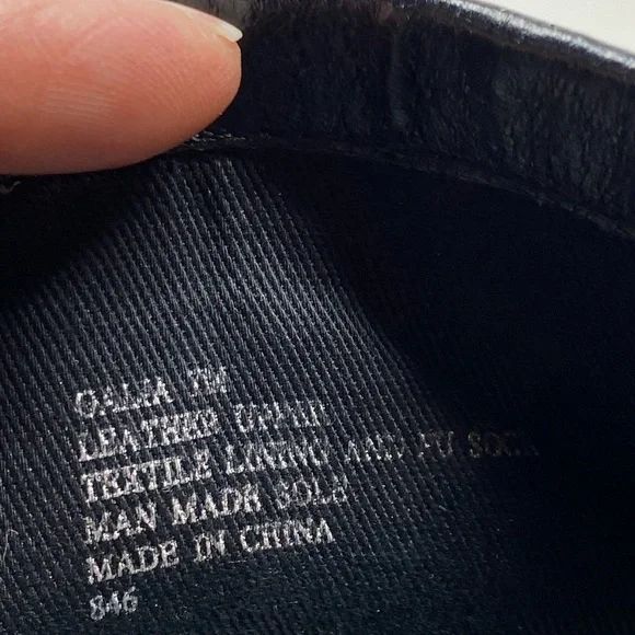 Steve Madden Womens Galia Black Leather Studded Ankle Short Boots / Size 7 M - Picture 8 of 9